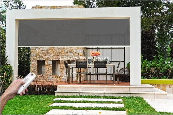 หน้าต่าง Patio Zip Track Blinds หน้าตา PVC คาเฟ่