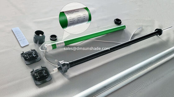 มู่ลี่ซิปกันลมแบบมอเตอร์สปริงขายดีสำหรับระเบียงและชานบ้าน มู่ลี่ม้วนแบบยกด้วยมือ